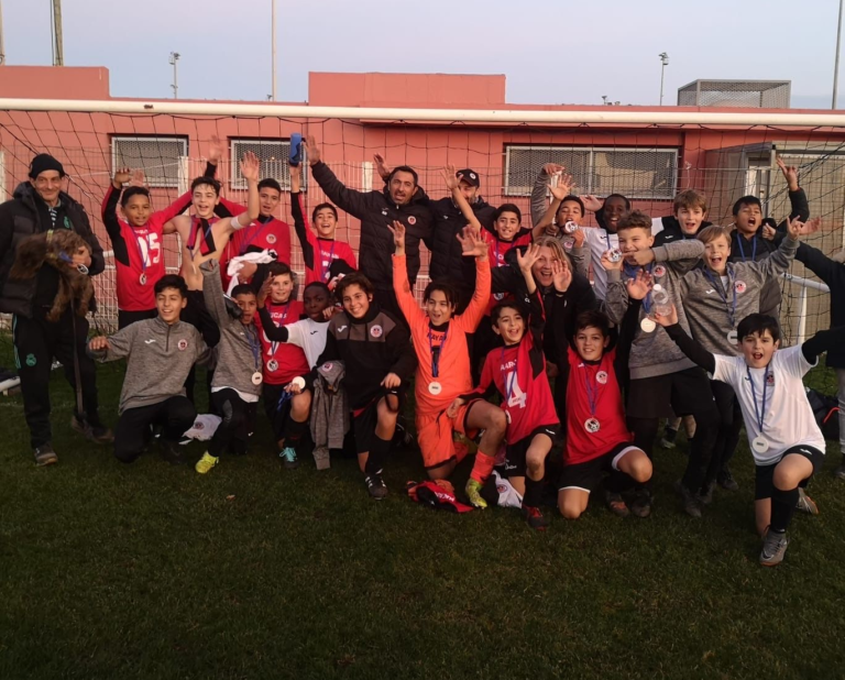 Les 13 A vainqueurs du Tournoi de Frontignan !